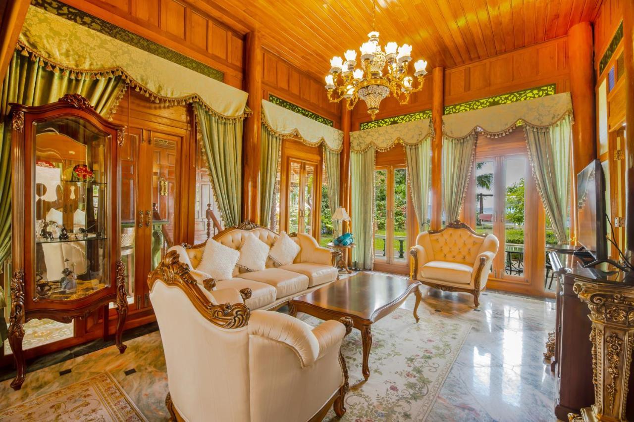 Royal Thai Villa Phuket - Sha Extra Plus Rawai Εξωτερικό φωτογραφία
